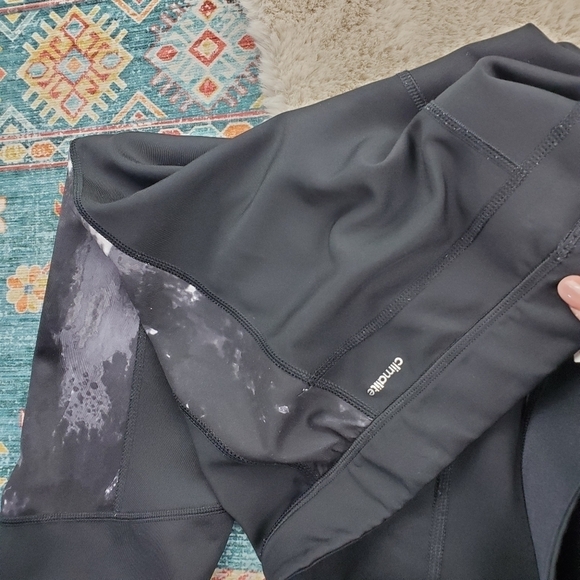 Adidas Black Gray Tech Fit Crop Medium - Picture 5 of 9